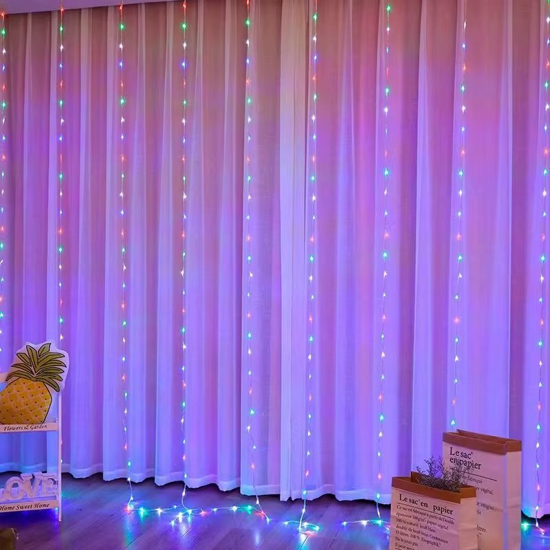 „Perdea de Lumină LED 3x3m – 300 LED-uri, 8 Moduri de Iluminare - diverse culori